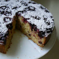 Blackberry buttermilk cake
